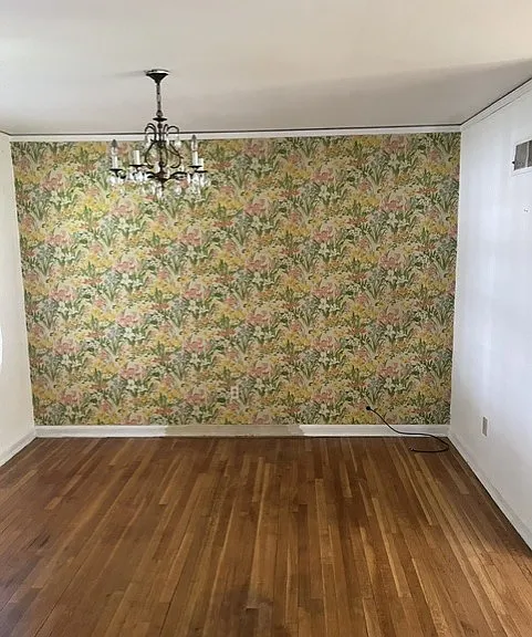 1381 Oak Ridge Dr — Photo 3