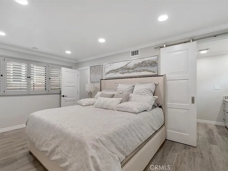 2808 W Oceanfront — Photo 19