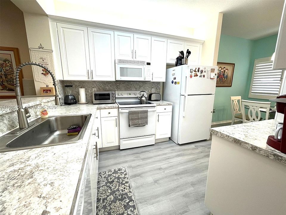 1st image of 7775 Yardley Dr APT 409