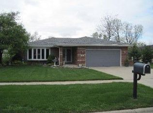 140 Vail Dr, Frankfort, IL 60423