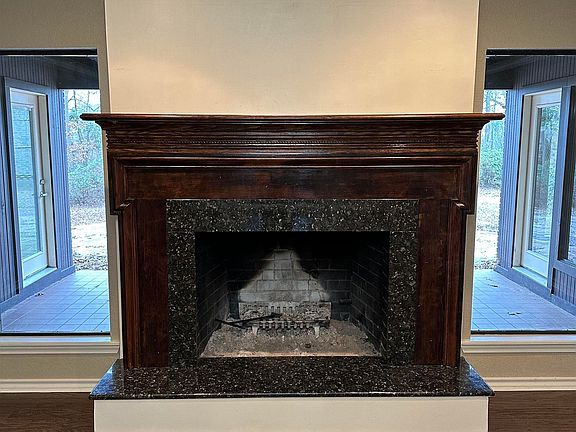 5th image of 45 Dogwood Lake Dr