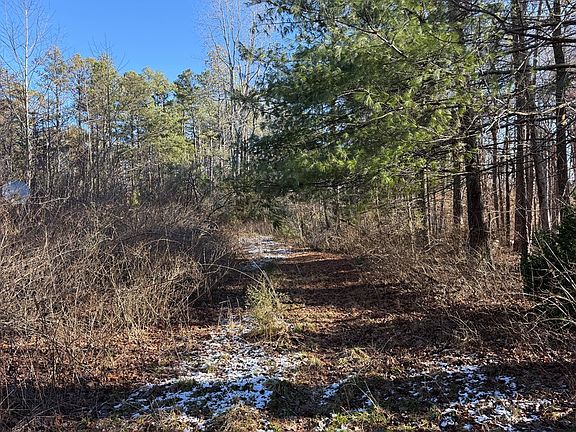 5th image of 1090 Orchard Rd