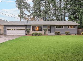 16555 SE Main St, Portland, OR 97233