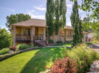 1933 N Sleepy Hollow Cir, Layton, UT 84040