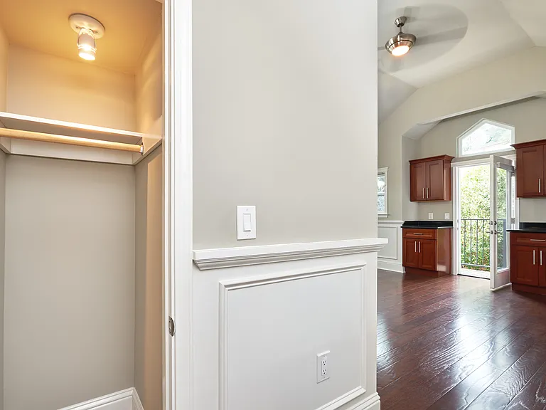Ventana Villas 2 Bed, 1 Bath Closet/Living Room Ventana Villas 2 Bed, 1 Bath Closet/Living Room
