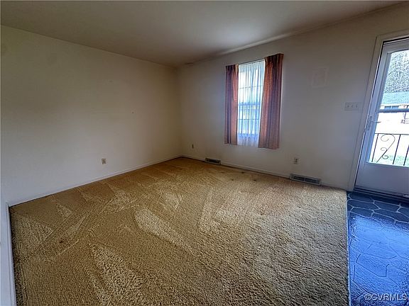 5th image of 4004 Kippax Dr