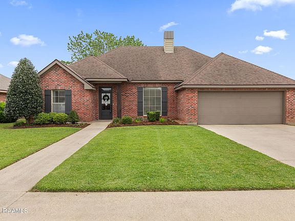 5th image of 117 Nicole Dr