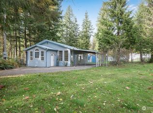 8356 Holly Ln, Maple Falls, WA 98266