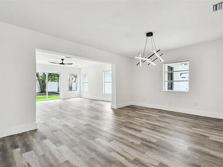 4461 Shore Acres Blvd NE — Photo 9