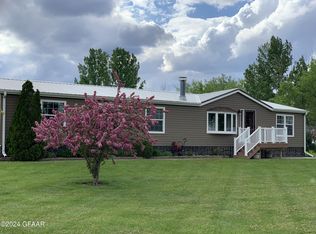 6265 County Road 4, Minto, ND 58261