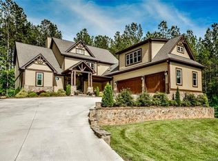 151 Winding Shore Rd, Troutman, NC 28166