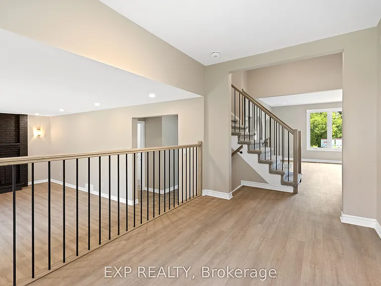 869 Maryland Ave — Photo 10
