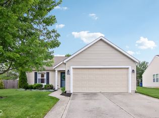 18813 Pilot Mills Dr, Noblesville, IN 46062