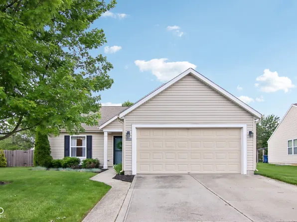 18813 Pilot Mills Dr, Noblesville, IN 46062