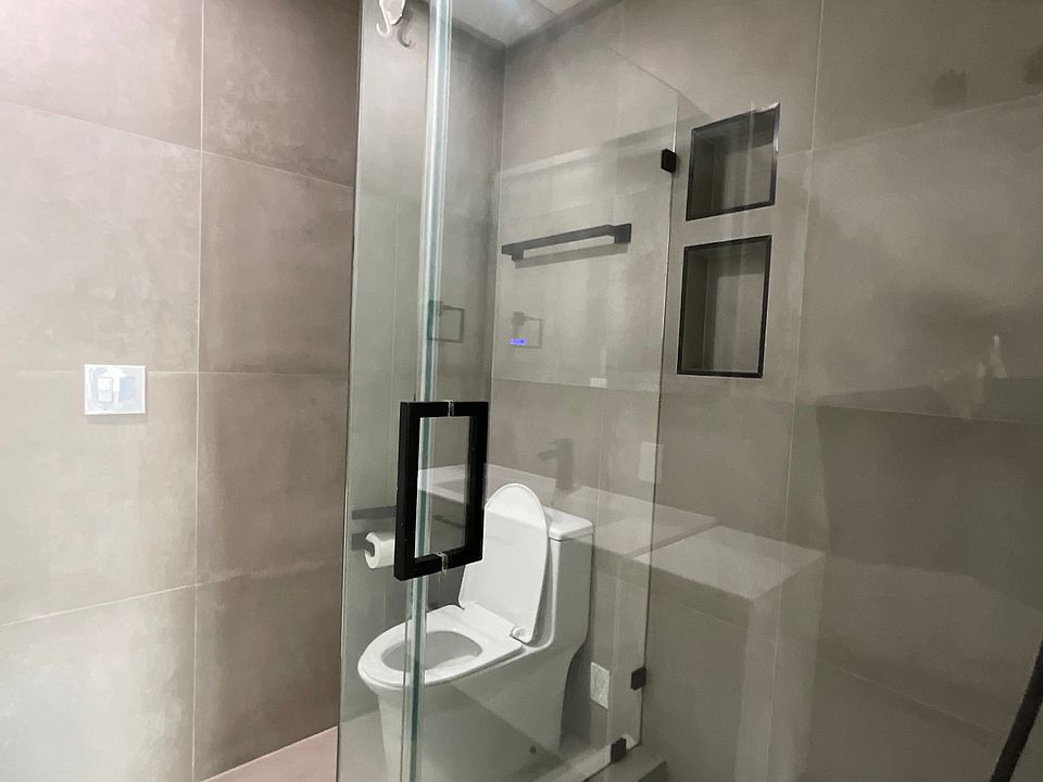 Beautifully upgraded bathroom big shower