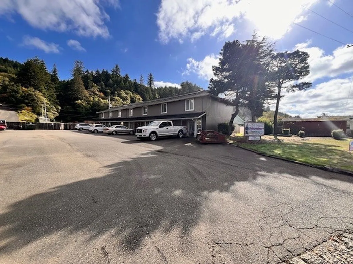 Building Photo - 77287 Highway 101