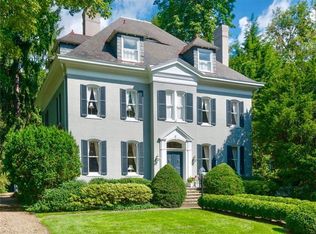 217 Edgeworth Ln, Sewickley, PA 15143