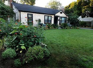 86 Stone Ave, Warwick, RI 02889