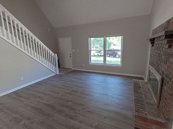 3rd image of 1921 Mirtle Grove Ct