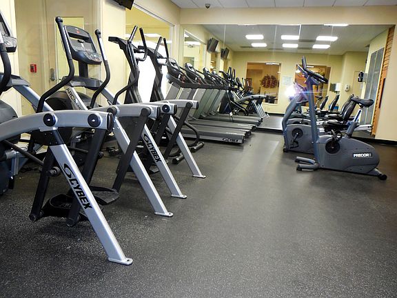 Fully equipped exercise room