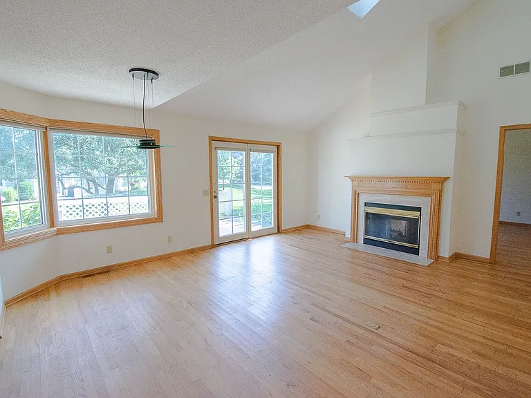 2716 Spyglass Ct NW — Photo 3