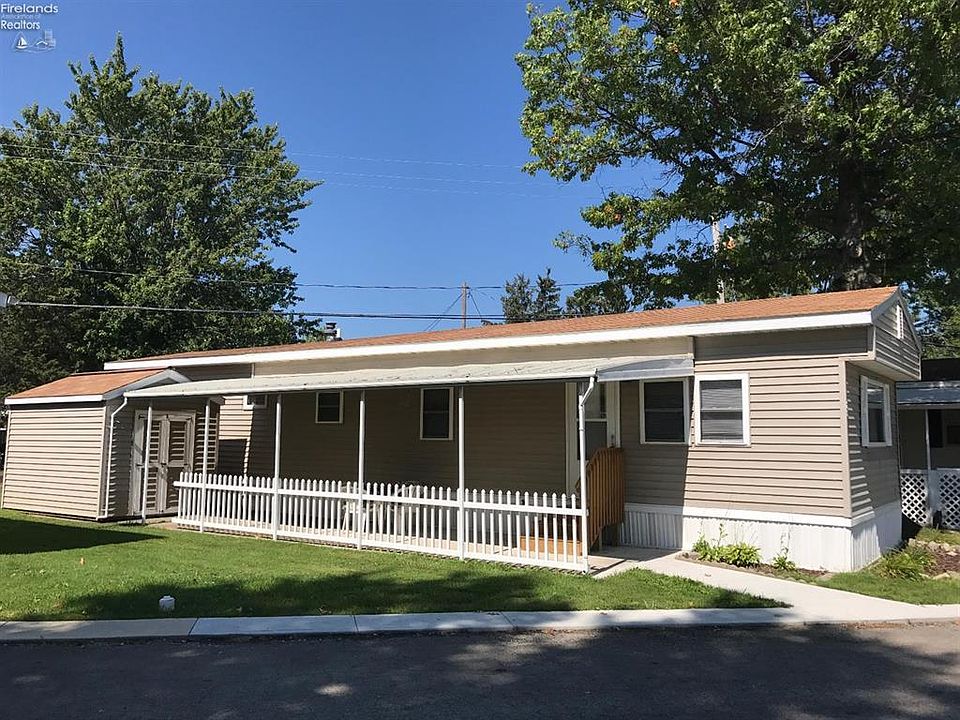 1st image of 8175 N Shore Blvd Lot 73