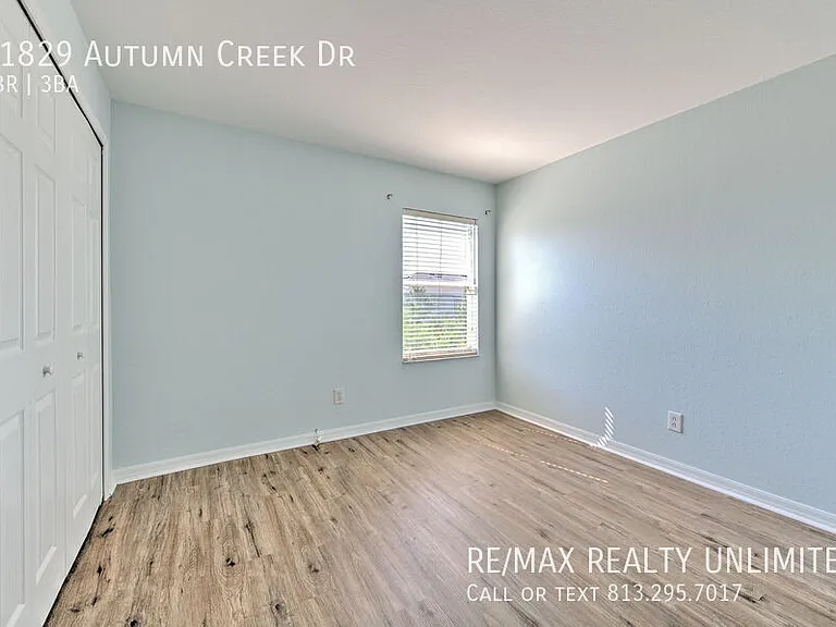 11829 Autumn Creek Dr — Photo 9