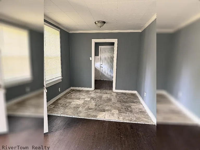2718 Windsor Pkwy — Photo 10