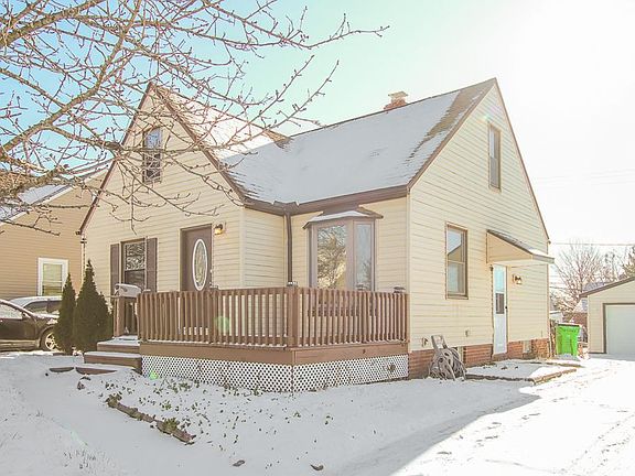 4th image of 8820 Park Heights Ave