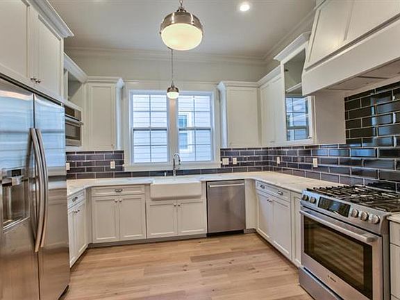 4th image of 1179 Braemore Way