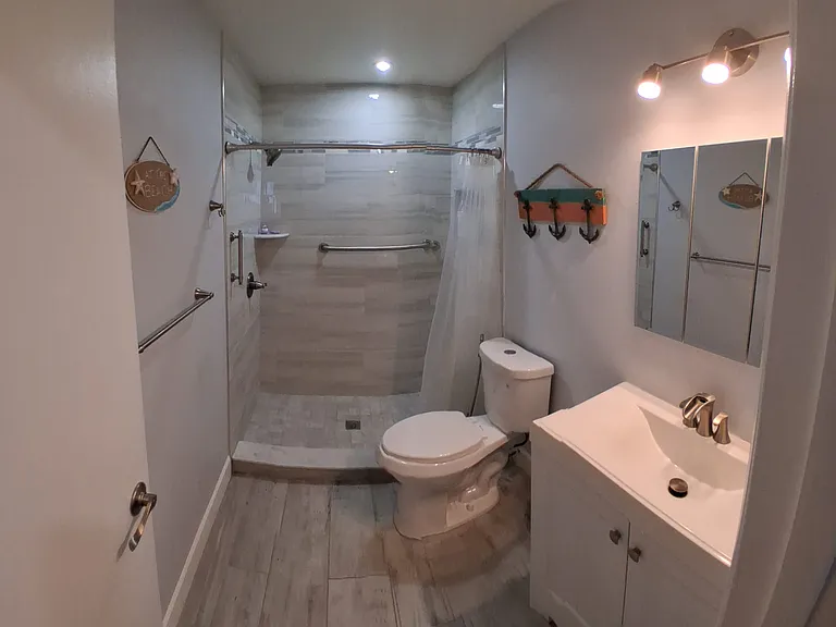 1480 Sheafe Ave NE #102 — Photo 5