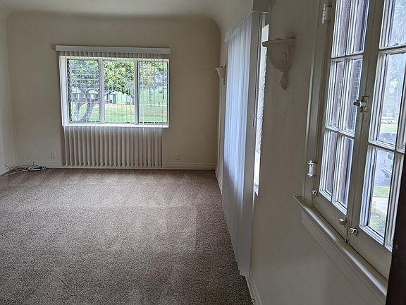 2nd image of 401 N Palm Ave #B