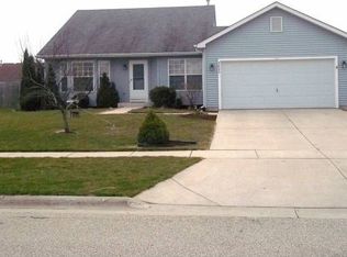 5823 Landcaster Cir, McHenry, IL 60050