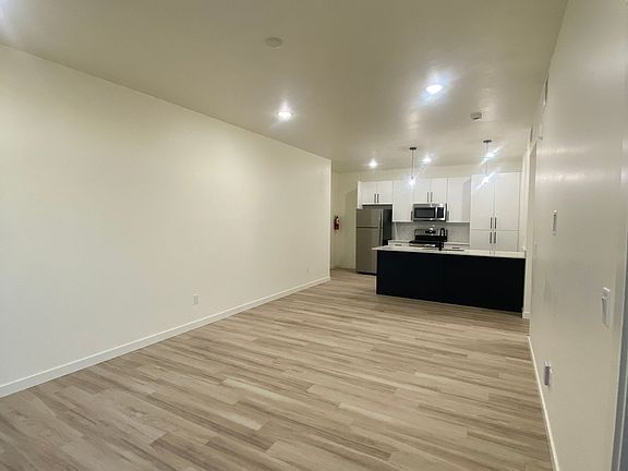 3rd image of 311 E Lorene St #2107