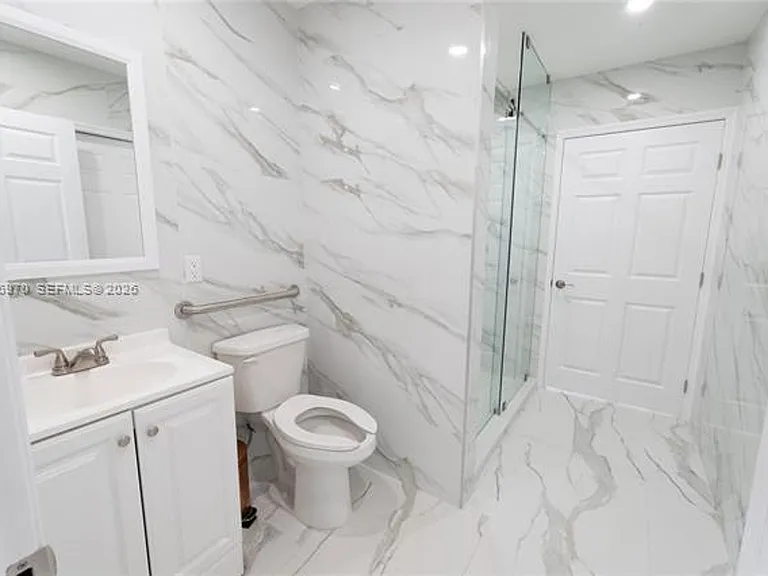 12040 SW 43rd St #12040 — Photo 53