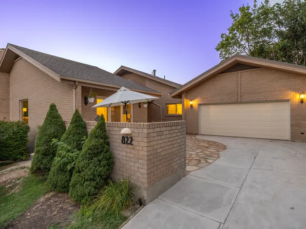 822 N Grandridge Ct E, Salt Lake City, UT 84103