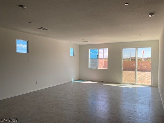 4th image of 365 Hellebores Avenue Lot #6