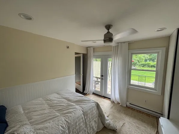 137 Tinker St #N, Woodstock, NY 12498