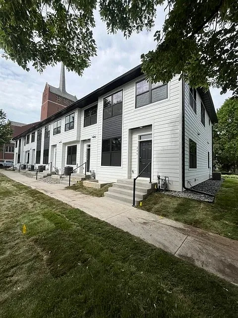 M Lofts Townhome| Spacious 6 Bed 4 Bath|$750 Each Bedroom | Avail 6/1/26|Semi-Furnished — Photo 1
