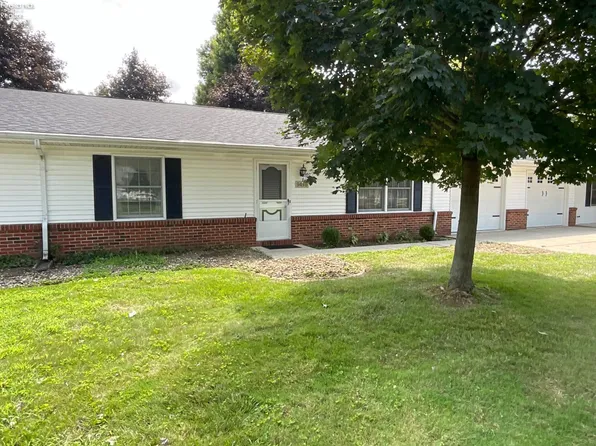 949 Tucker Ln APT B, Fremont, OH 43420