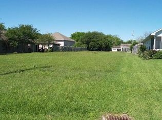 503 E Bay Blvd, Palacios, TX 77465