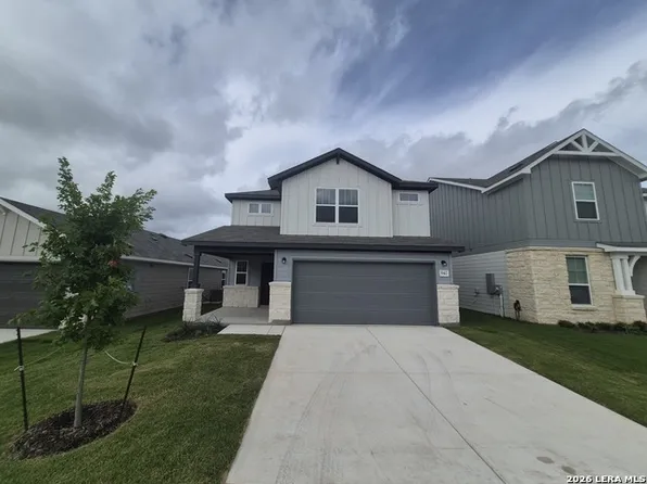 942 Bluegrass Point, New Braunfels, TX 78130