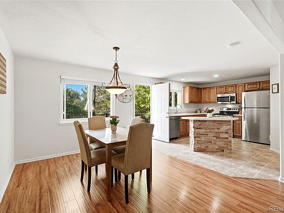 3rd image of 23496 Broadmoor Drive