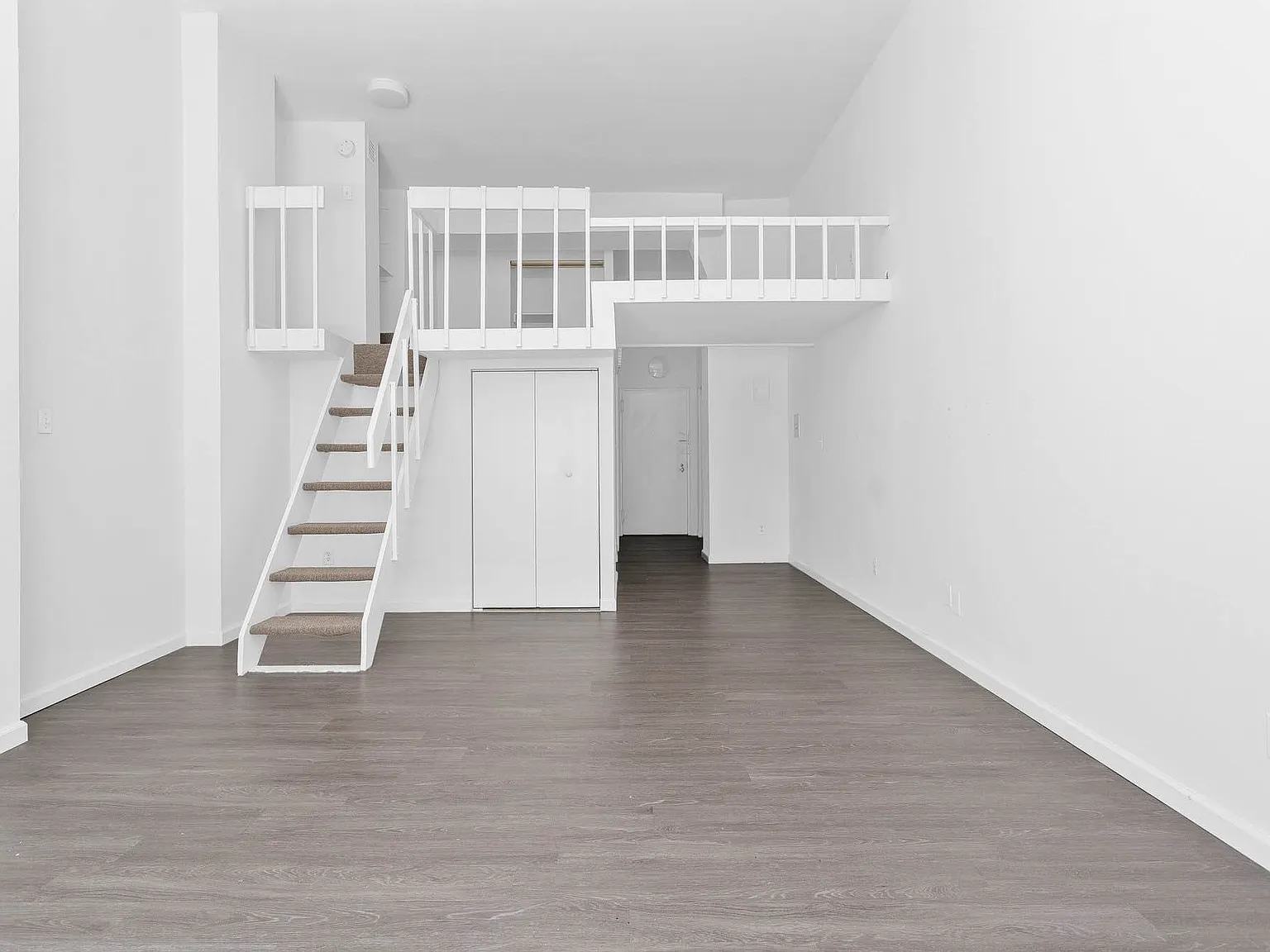88 Fulton Street — Photo 3