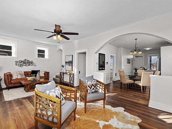 2nd image of 4471 Taft Ave