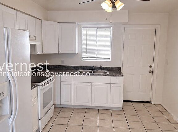 5th image of 445 N Drew St E