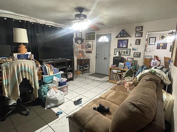 4th image of 757 E 2ND Street