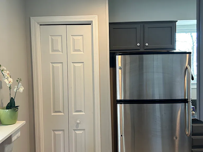 kitchen/pantry