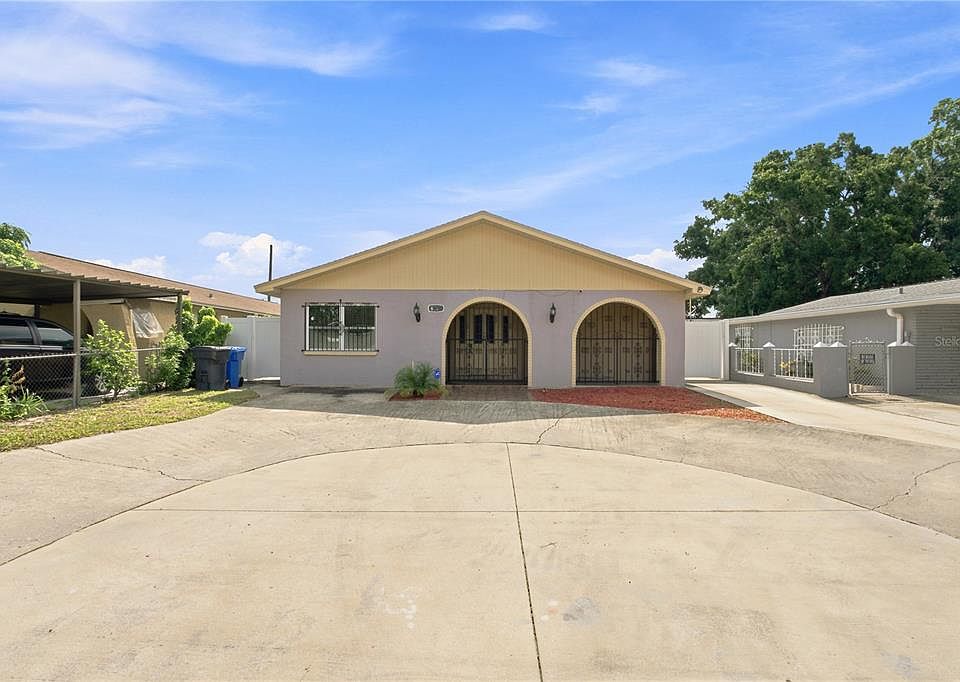 1st image of 6513 N MANHATTAN AVENUE