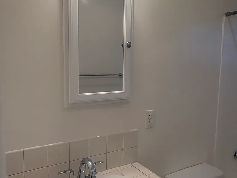 162 S Ann St — Photo 5